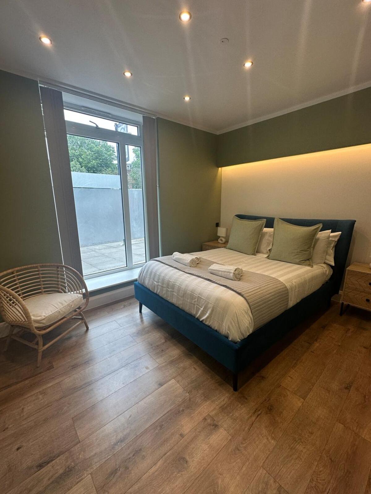 Luxurious & Spacious Modern 2bed Flat
