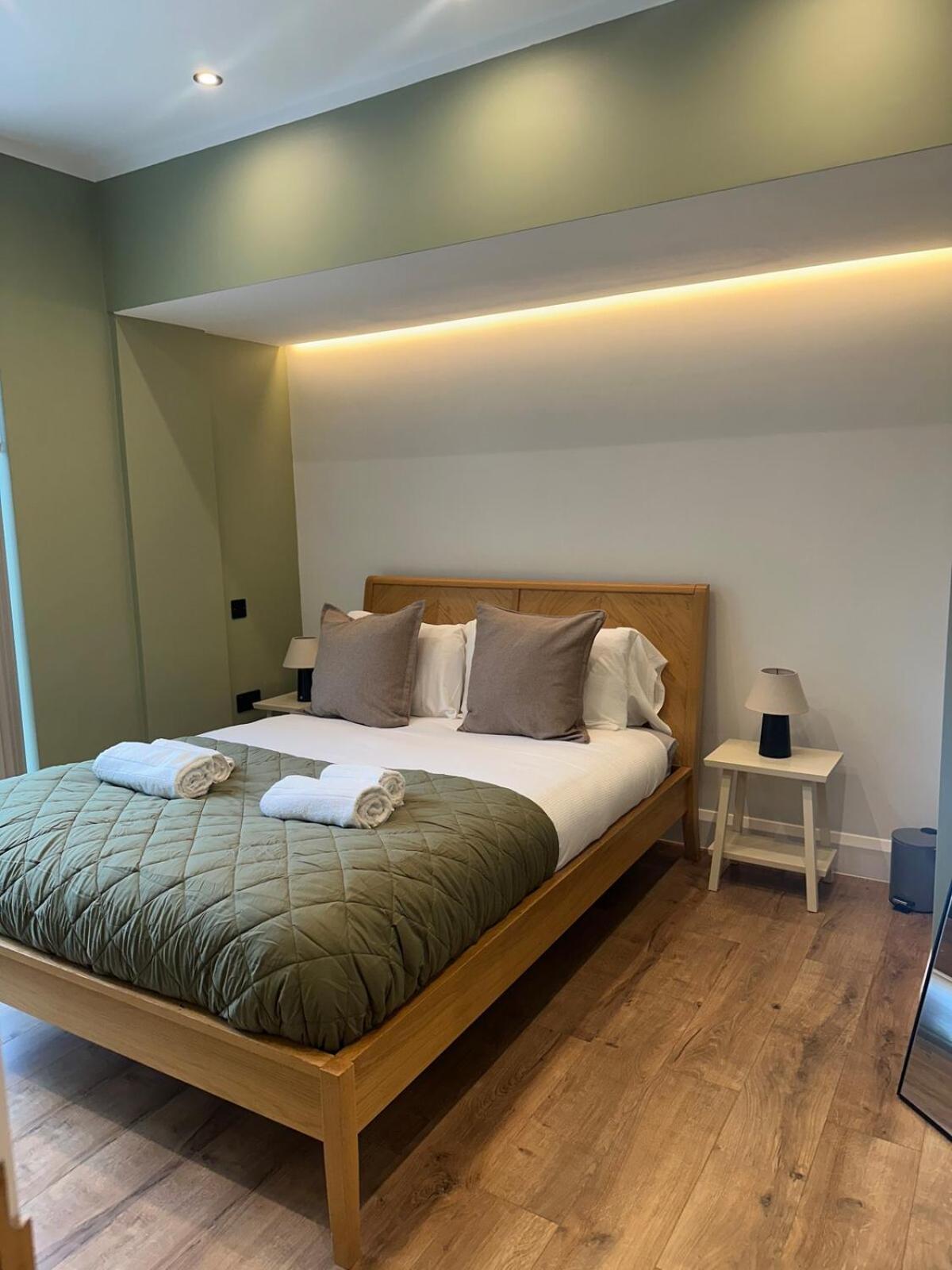 Apartment Luxurious & Spacious Modern 2bed Flat London