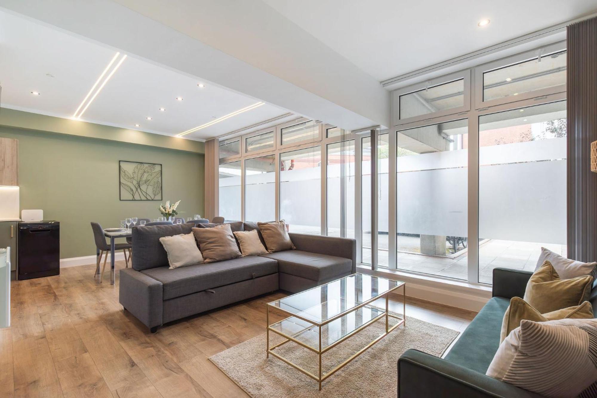 Apartment Luxurious & Spacious Modern 2bed Flat London